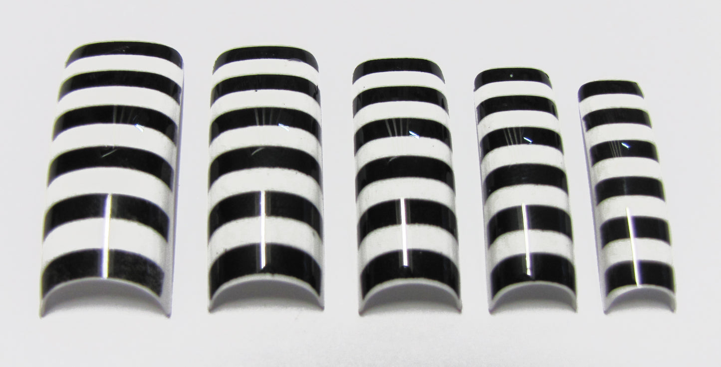 Pre-Designed Tips - Black & White Stripes 70pcs
