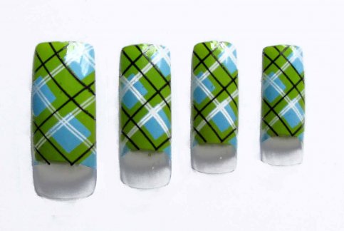 Pre-Designed Tips - Green Check 70pcs